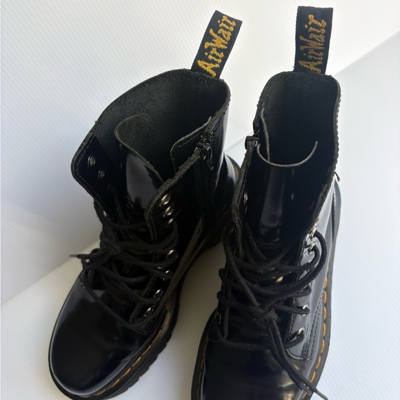 Dr. Martens Jadon Platform Leather Women's Boot - Black Polished Size 6 - Picture 4 of 16